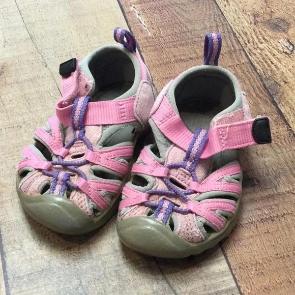 Keen Size 4 Velcro Strap Pink Purple Sandal - Picture 1 of 5